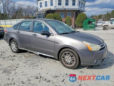 Czwarte zdjęcie samochodu z boku: 2009 FORD FOCUS SE VIN:1FAHP35N79W113223 - miniatura