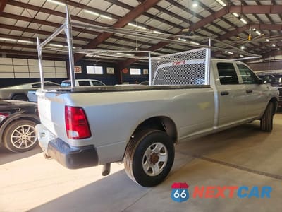 Trzecie zdjęcie samochodu z tyłu: 2013 RAM 3500 ST VIN:3C63R2GL6DG522333 - miniatura