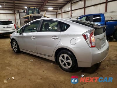 Drugie zdjęcie samochodu z przodu: 2013 TOYOTA PRIUS TWO VIN:JTDKN3DU1D5683540 - miniatura