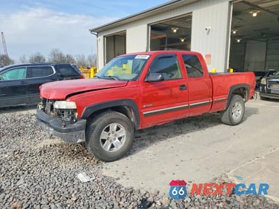 2002 CHEVROLET SILVERADO K1500 2GCEK19T921277207 - główne zdjęcie licytacji z USA - miniatura