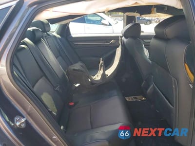 Zdjęcie 10 z 12 samochodu: 2018 HONDA ACCORD SPORT VIN:1HGCV1F32JA234899 - miniatura