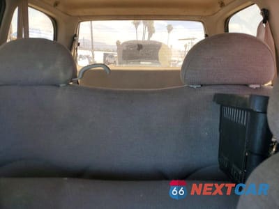 Zdjęcie 10 z 13 samochodu: 1997 NISSAN QUEST XE VIN:4N2DN1113VD827052 - miniatura