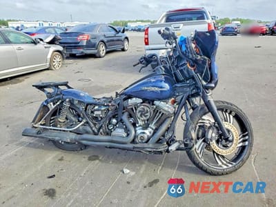 2012 HARLEY-DAVIDSON FLHX STREET GLIDE 1HD1KBM13CB687012 - główne zdjęcie licytacji z USA - miniatura