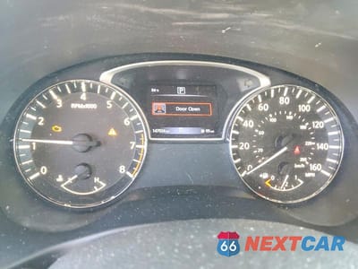 Zdjęcie 9 z 13 samochodu: 2018 NISSAN PATHFINDER S VIN:5N1DR2MN1JC622238 - miniatura
