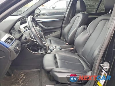 Zdjęcie 7 z 12 samochodu: 2016 BMW X1 XDRIVE28I VIN:WBXHT3C31G5E55749 - miniatura