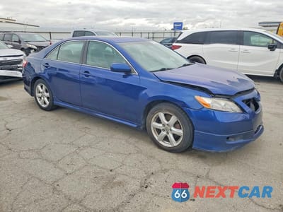Czwarte zdjęcie samochodu z boku: 2007 TOYOTA CAMRY SE V6 VIN:4T1BK46K77U009103 - miniatura
