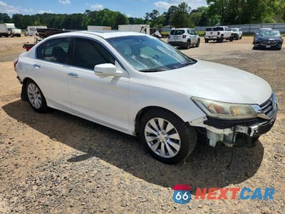 Czwarte zdjęcie samochodu z boku: 2015 HONDA ACCORD EXL VIN:1HGCR2F80FA082974 - miniatura