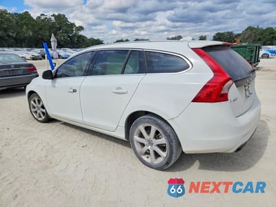 Drugie zdjęcie samochodu z przodu: 2016 VOLVO V60 T5 PREMIER VIN:YV140MEK2G1301998 - miniatura