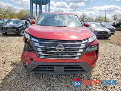 Piąte zdjęcie samochodu w środku: 2025 NISSAN ROGUE SV VIN:5N1BT3BB8SC772971 - miniatura
