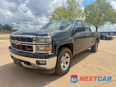 Drugie zdjęcie samochodu z przodu: 2015 CHEVROLET SILVERADO K1500 LT VIN:3GCUKREC6FG139136 - miniatura