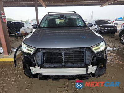 Piąte zdjęcie samochodu w środku: 2018 AUDI Q7 PREMIUM PLUS VIN:WA1LAAF7XJD036223 - miniatura