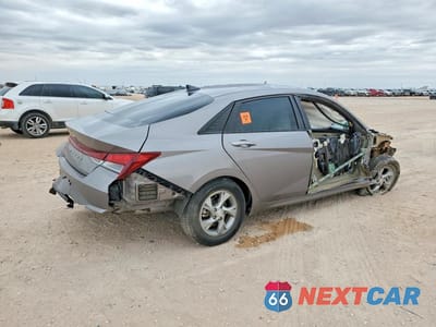Trzecie zdjęcie samochodu z tyłu: 2023 HYUNDAI ELANTRA SE VIN:KMHLL4AG2PU612545 - miniatura