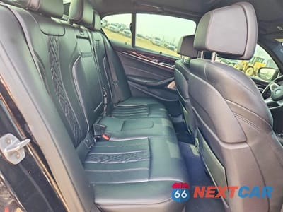 Zdjęcie 10 z 12 samochodu: 2018 BMW M550XI VIN:WBAJB9C52JB036933 - miniatura