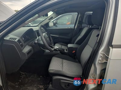 Zdjęcie 7 z 12 samochodu: 2008 JEEP GRAND CHEROKEE LAREDO VIN:1J8GR48K98C144358 - miniatura