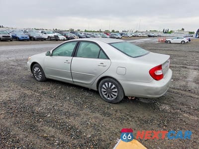 Drugie zdjęcie samochodu z przodu: 2004 TOYOTA CAMRY LE VIN:4T1BE32K34U831223 - miniatura