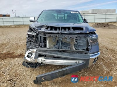 Piąte zdjęcie samochodu w środku: 2021 TOYOTA TUNDRA LIMITED VIN:5TFBY5F11MX009186 - miniatura