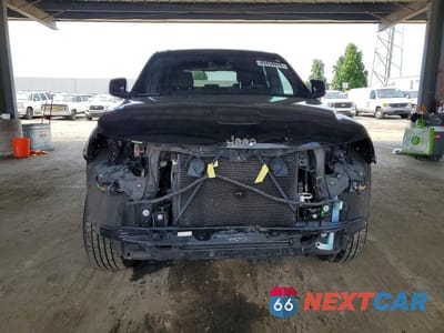 Piąte zdjęcie samochodu w środku: 2018 JEEP GRAND CHEROKEE LAREDO VIN:1C4RJFAG5JC107807 - miniatura