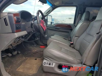 Zdjęcie 7 z 12 samochodu: 2005 FORD F350 SRW SUPER DUTY VIN:1FTWW31P05EC76842 - miniatura