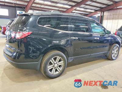 Trzecie zdjęcie samochodu z tyłu: 2017 CHEVROLET TRAVERSE LT VIN:1GNKRHKD2HJ124085 - miniatura