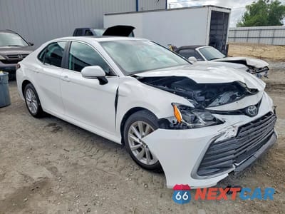 Czwarte zdjęcie samochodu z boku: 2024 TOYOTA CAMRY LE VIN:4T1R11AK5RU232329 - miniatura