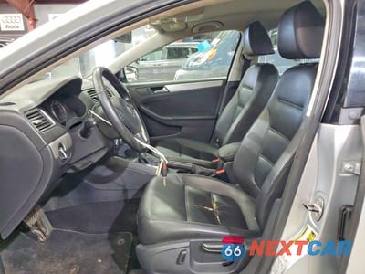 Zdjęcie 7 z 12 samochodu: 2014 VOLKSWAGEN JETTA SE VIN:3VWD17AJ9EM306632 - miniatura