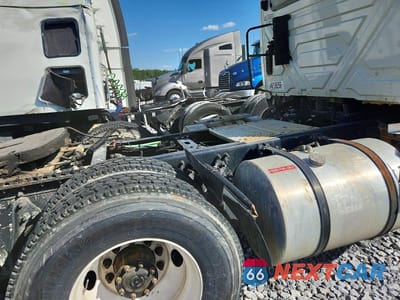 Zdjęcie 6 z 10 samochodu: 2022 INTERNATIONAL LT625 SEMI TRUCK VIN:3HSDZTZR5NN359182 - miniatura