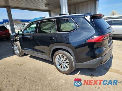 Drugie zdjęcie samochodu z przodu: 2024 TOYOTA GRAND HIGHLANDER PLATINUM VIN:5TDAAAB50RS035485 - miniatura