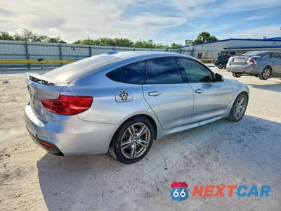 Trzecie zdjęcie samochodu z tyłu: 2018 BMW 330 XIGT VIN:WBA8Z9C55JG828863 - miniatura