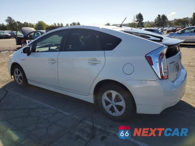 Drugie zdjęcie samochodu z przodu: 2014 TOYOTA PRIUS THREE VIN:JTDKN3DU2E0369202 - miniatura