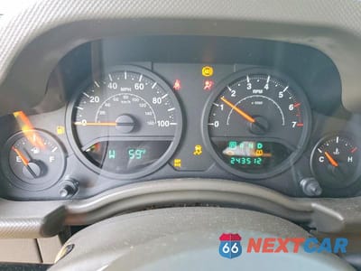Zdjęcie 9 z 13 samochodu: 2008 JEEP WRANGLER UNLIMITED X VIN:1J4GA391X8L558502 - miniatura