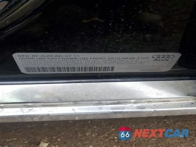 Zdjęcie 12 z 12 samochodu: 2012 AUDI A8 VIN:WAURVAFD5CN005885 - miniatura