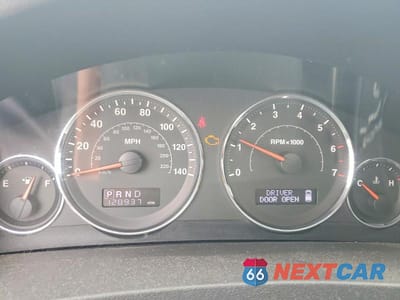Zdjęcie 9 z 13 samochodu: 2008 JEEP GRAND CHEROKEE LAREDO VIN:1J8GR48K68C197387 - miniatura