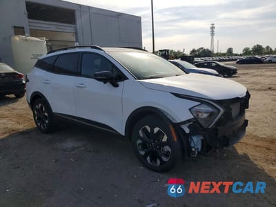 Czwarte zdjęcie samochodu z boku: 2023 KIA SPORTAGE X-LINE VIN:5XYK6CAF4PG138771 - miniatura