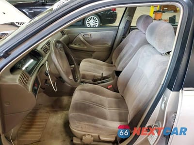 Zdjęcie 7 z 12 samochodu: 1997 TOYOTA CAMRY LE VIN:4T1BG22K9VU123211 - miniatura