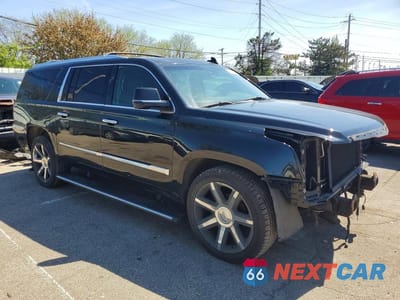 Czwarte zdjęcie samochodu z boku: 2015 CADILLAC ESCALADE ESV PREMIUM VIN:1GYS4TKJ9FR685344 - miniatura