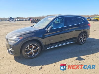 2017 BMW X1 XDRIVE28I WBXHT3C3XH5F76409 - główne zdjęcie licytacji z USA - miniatura