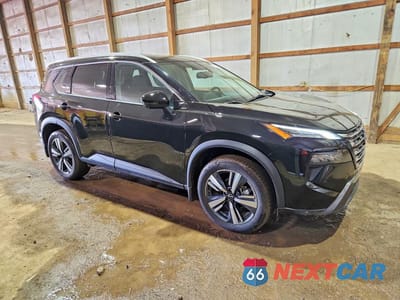 Czwarte zdjęcie samochodu z boku: 2024 NISSAN ROGUE SL VIN:5N1BT3CBXRC711887 - miniatura