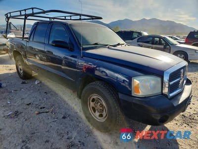Czwarte zdjęcie samochodu z boku: 2006 DODGE DAKOTA QUAD VIN:1D7HW28K66S536778 - miniatura