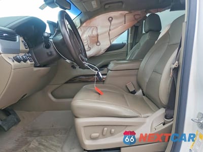 Zdjęcie 7 z 13 samochodu: 2019 GMC YUKON SLT VIN:1GKS2BKC0KR323750 - miniatura