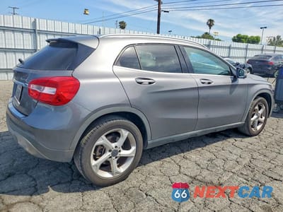 Trzecie zdjęcie samochodu z tyłu: 2018 MERCEDES-BENZ GLA 250 4MATIC VIN:WDCTG4GB7JJ477828 - miniatura