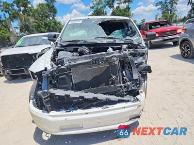 Piąte zdjęcie samochodu w środku: 2011 DODGE RAM 1500 VIN:1D7RB1CT8BS601540 - miniatura