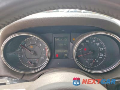 Zdjęcie 9 z 13 samochodu: 2011 JEEP GRAND CHEROKEE LAREDO VIN:1J4RS4GT9BC518127 - miniatura