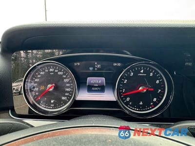 Zdjęcie 8 z 14 samochodu: 2017 MERCEDES-BENZ E 300 4MATIC VIN:WDDZF4KBXHA066742 - miniatura