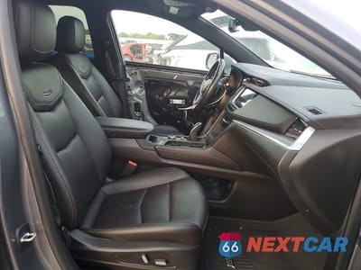 Piąte zdjęcie samochodu w środku: 2021 CADILLAC XT5 LUXURY VIN:1GYKNAR48MZ139438 - miniatura