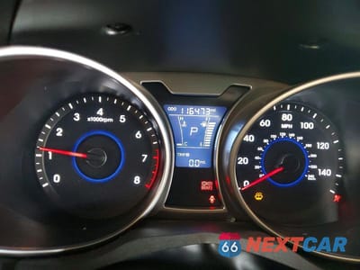 Zdjęcie 9 z 12 samochodu: 2013 HYUNDAI VELOSTER BASE VIN:KMHTC6AD2DU165180 - miniatura