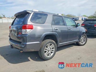 Trzecie zdjęcie samochodu z tyłu: 2011 TOYOTA 4RUNNER LIMITED VIN:JTEBU5JR2B5052013 - miniatura