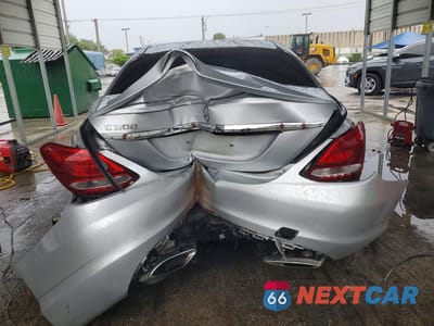 Zdjęcie 6 z 12 samochodu: 2018 MERCEDES-BENZ C 300 VIN:WDDWF4JB0JR349792 - miniatura