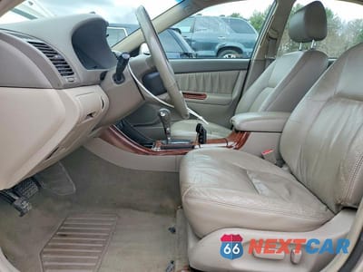 Zdjęcie 7 z 12 samochodu: 2002 TOYOTA CAMRY XLE V6 VIN:4T1BF30K62U512248 - miniatura