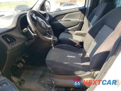 Zdjęcie 7 z 13 samochodu: 2016 RAM PROMASTER CITY UTILITY / SERVICE VAN VIN:ZFBERFATXG6B46006 - miniatura