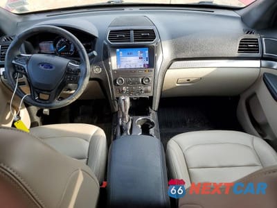 Zdjęcie 8 z 13 samochodu: 2019 FORD EXPLORER XLT VIN:1FM5K8DH6KGA94390 - miniatura